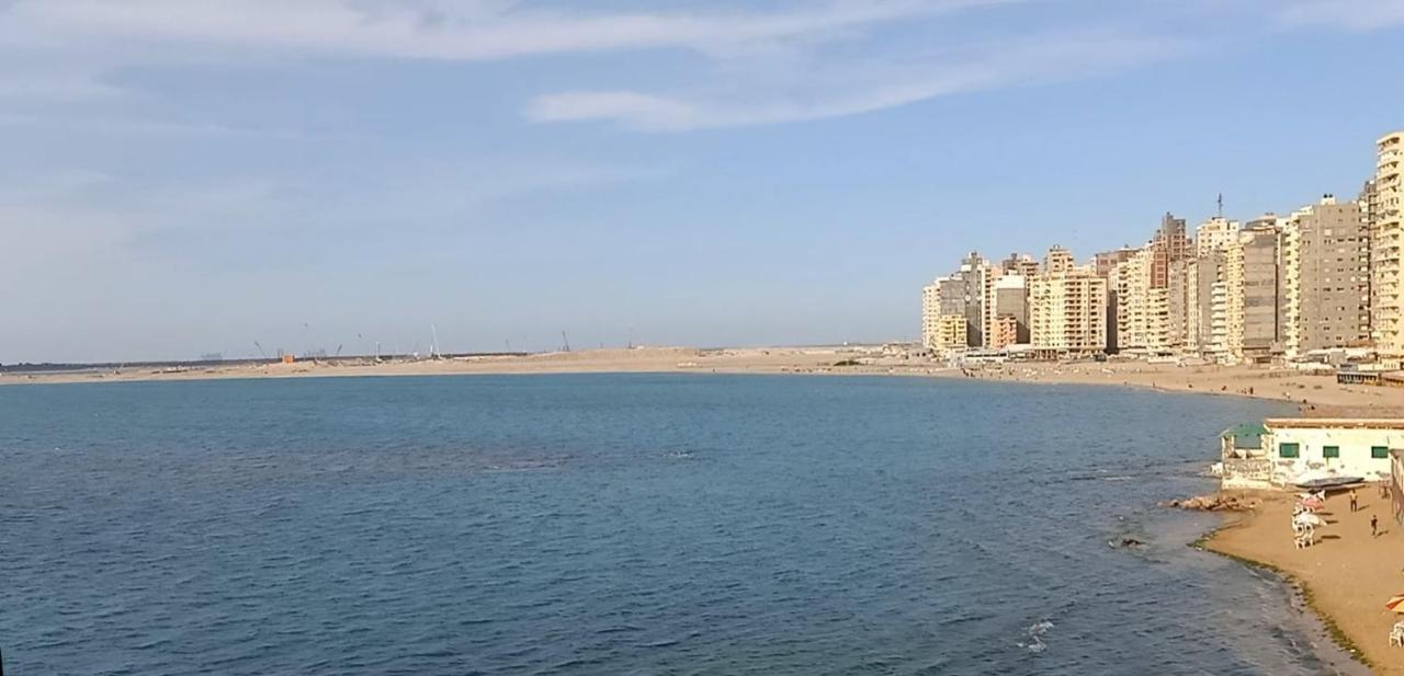 Furnished Apartment - Beach View "Nearest Beach 2 Minutes Walking" - Free Wifi- Abo Keer - Alexandria - Egypt Abu Qir Luaran gambar