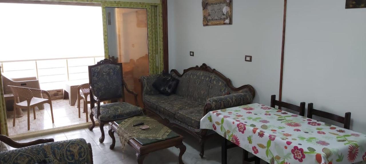 Furnished Apartment - Beach View "Nearest Beach 2 Minutes Walking" - Free Wifi- Abo Keer - Alexandria - Egypt Abu Qir Luaran gambar