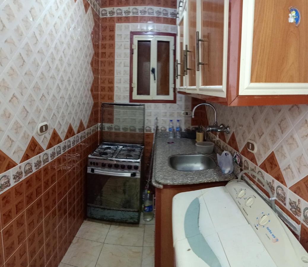 Furnished Apartment - Beach View "Nearest Beach 2 Minutes Walking" - Free Wifi- Abo Keer - Alexandria - Egypt Abu Qir Luaran gambar